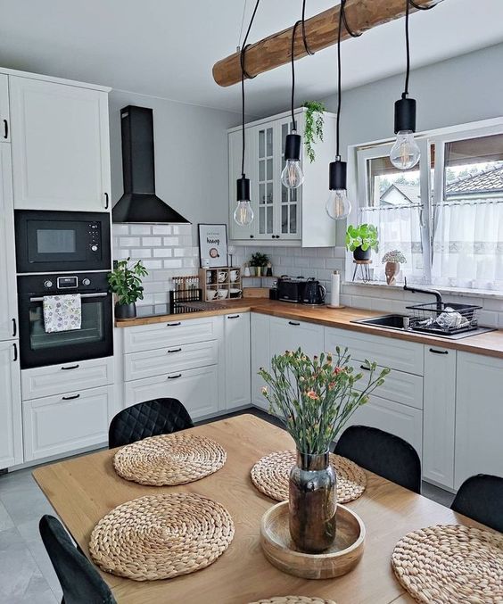 Best Ways to Clean Your Fridge Freezer